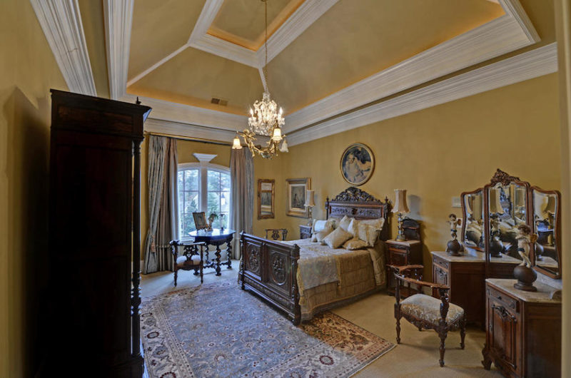 Extravagant European in The River Club in Georgia, USA extravagant european in the river club in georgia usa 1c3c9e8