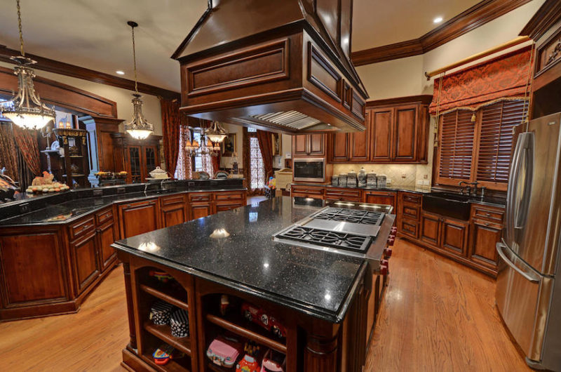 Extravagant European in The River Club in Georgia, USA extravagant european in the river club in georgia usa 5343b71