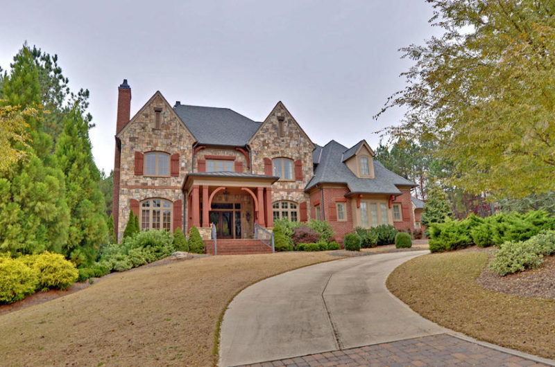 Extravagant European in The River Club in Georgia, USA extravagant european in the river club in georgia usa f0b5fac