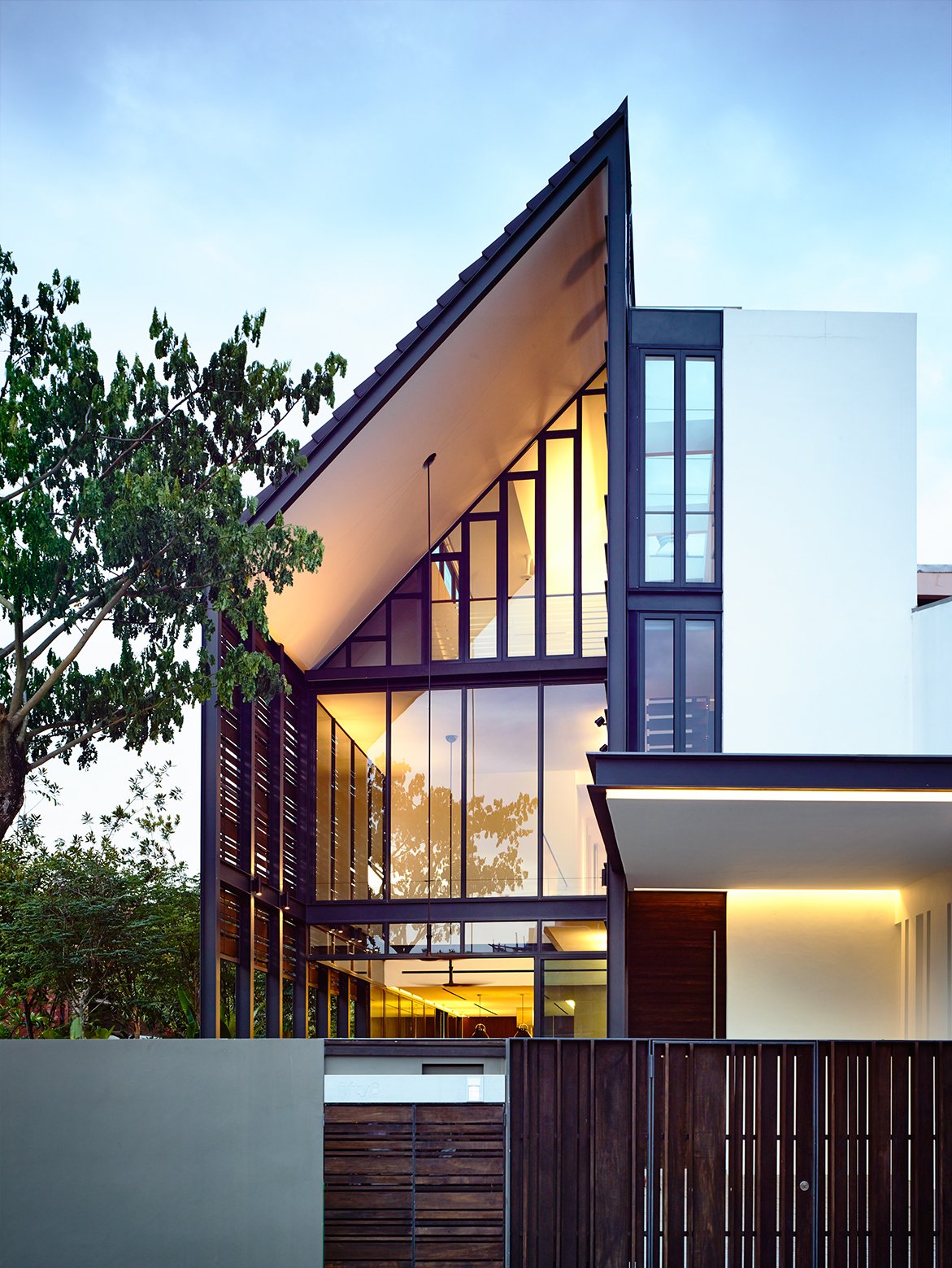 Faber Terrace In Singapore By HYLA Architects faber terrace in singapore by hyla architects ade1a7a