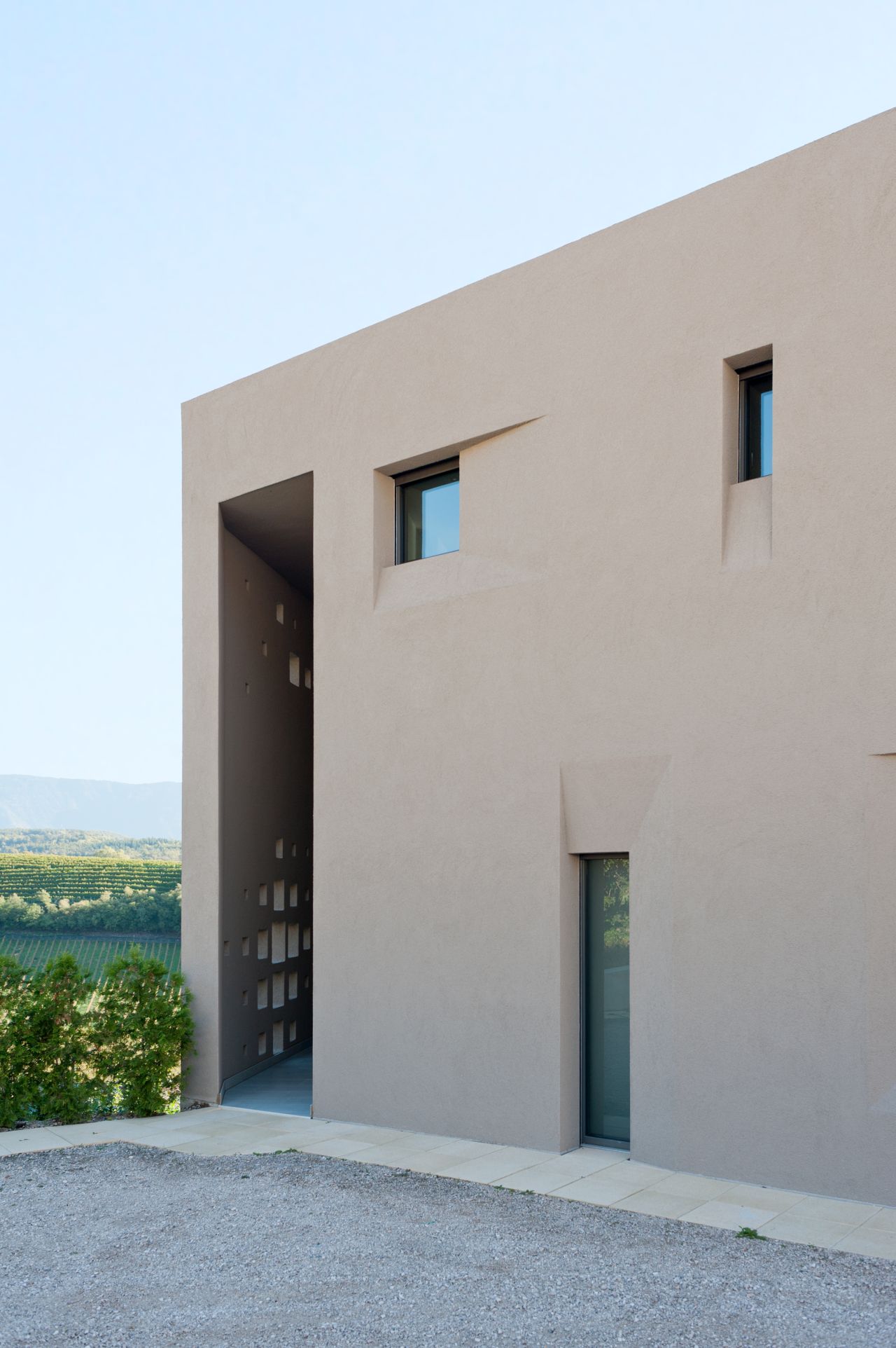 Giacomuzzi Duplex by Monovolume Architecture + Design giacomuzzi duplex by monovolume architecture design 96e7cf6