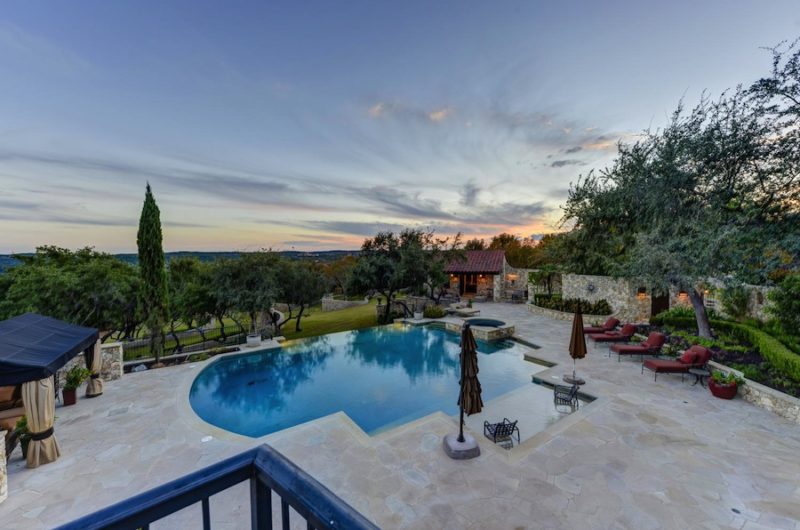 Grandiose Castle in the Woods in Austin, Texas grandiose castle in the woods in austin texas cec1117