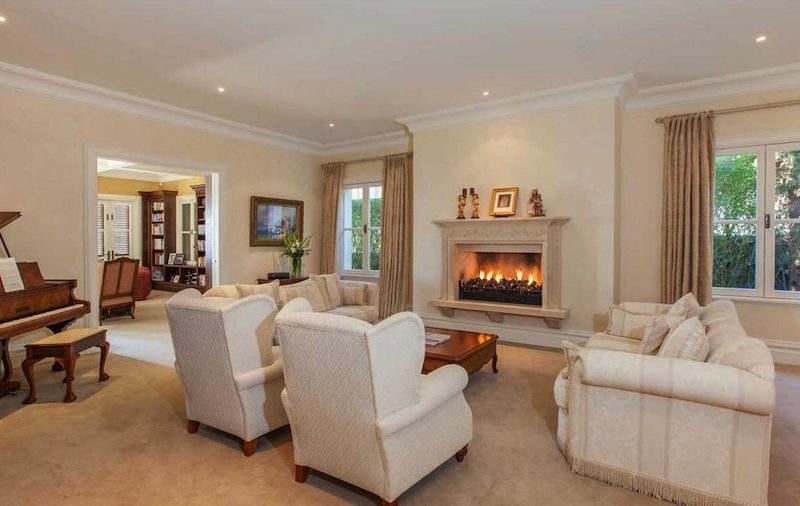 Imposing Villa Belvedere in Auckland, New Zealand imposing villa belvedere in auckland new zealand 68cb648