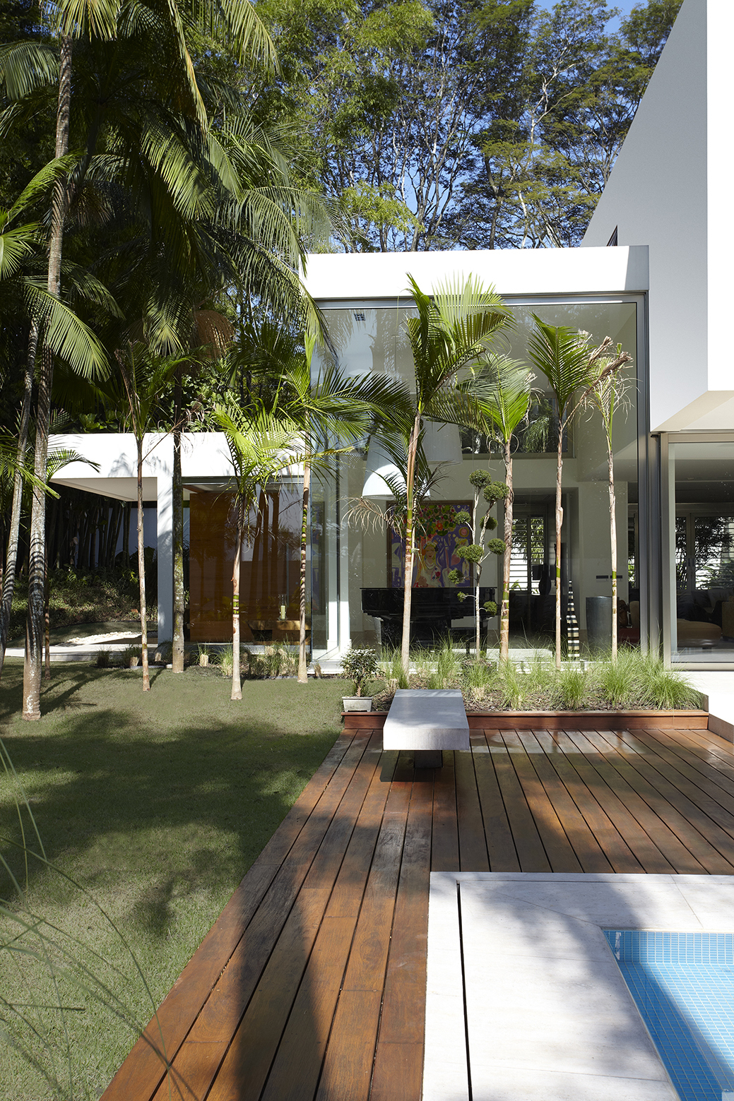 Impressive Morumbi Residence In São Paulo, Brazil impressive morumbi residence in so paulo brazil cc344da