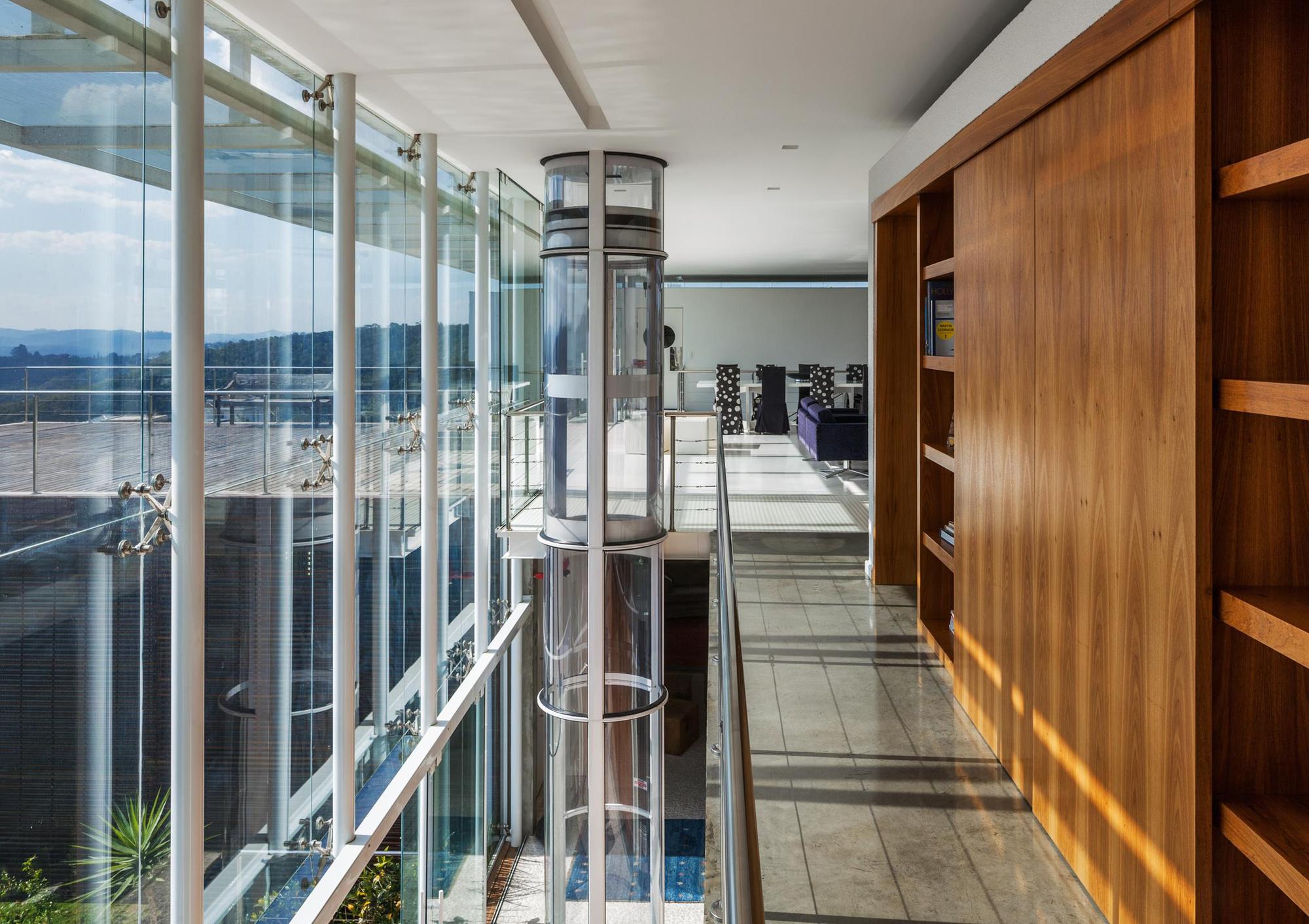 Jatobás Residence In Santana de Parnaíba, Brazil jatobs residence in santana de parnaba brazil a1e0a0a