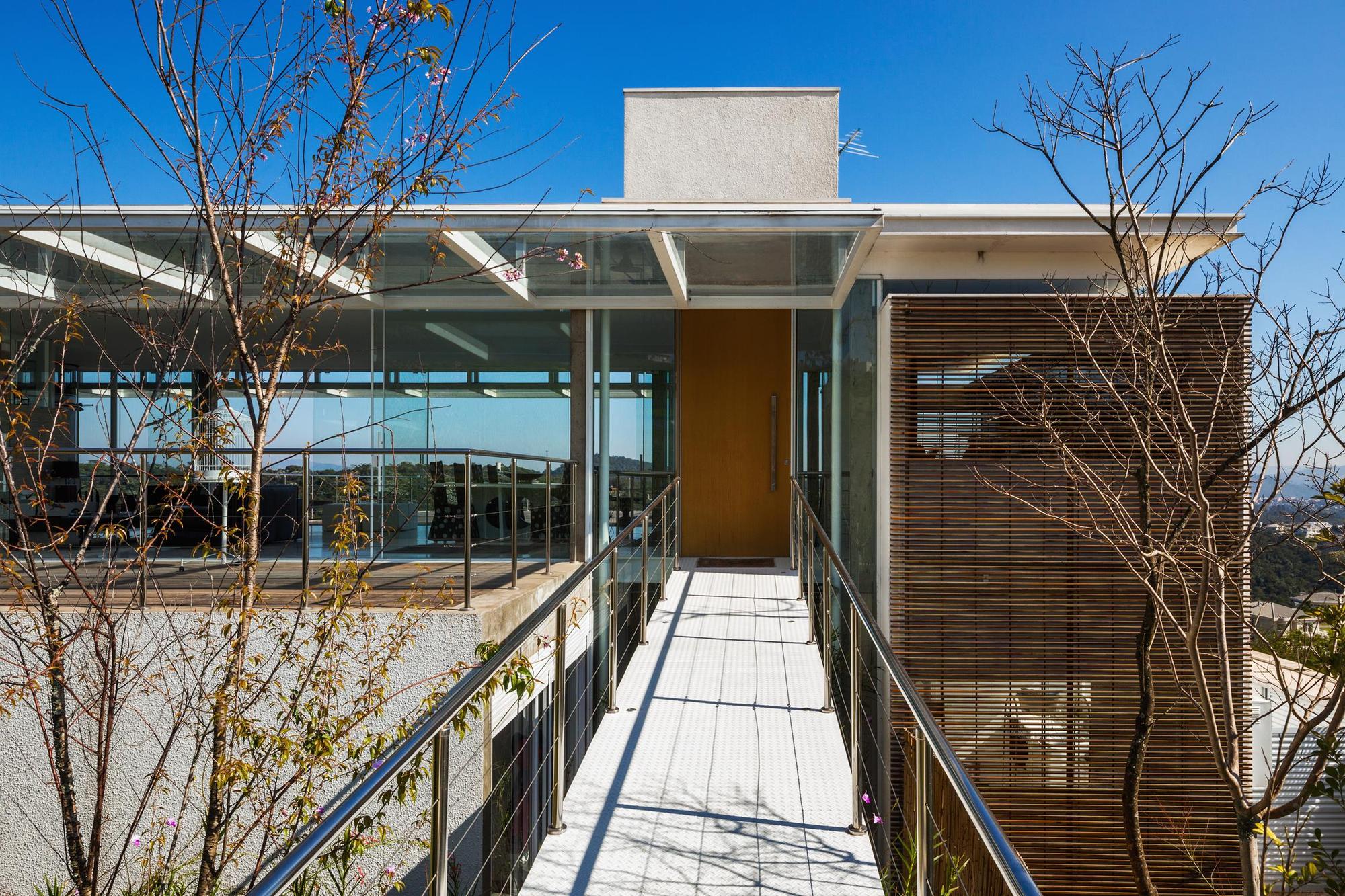 Jatobás Residence In Santana de Parnaíba, Brazil jatobs residence in santana de parnaba brazil c5499dc