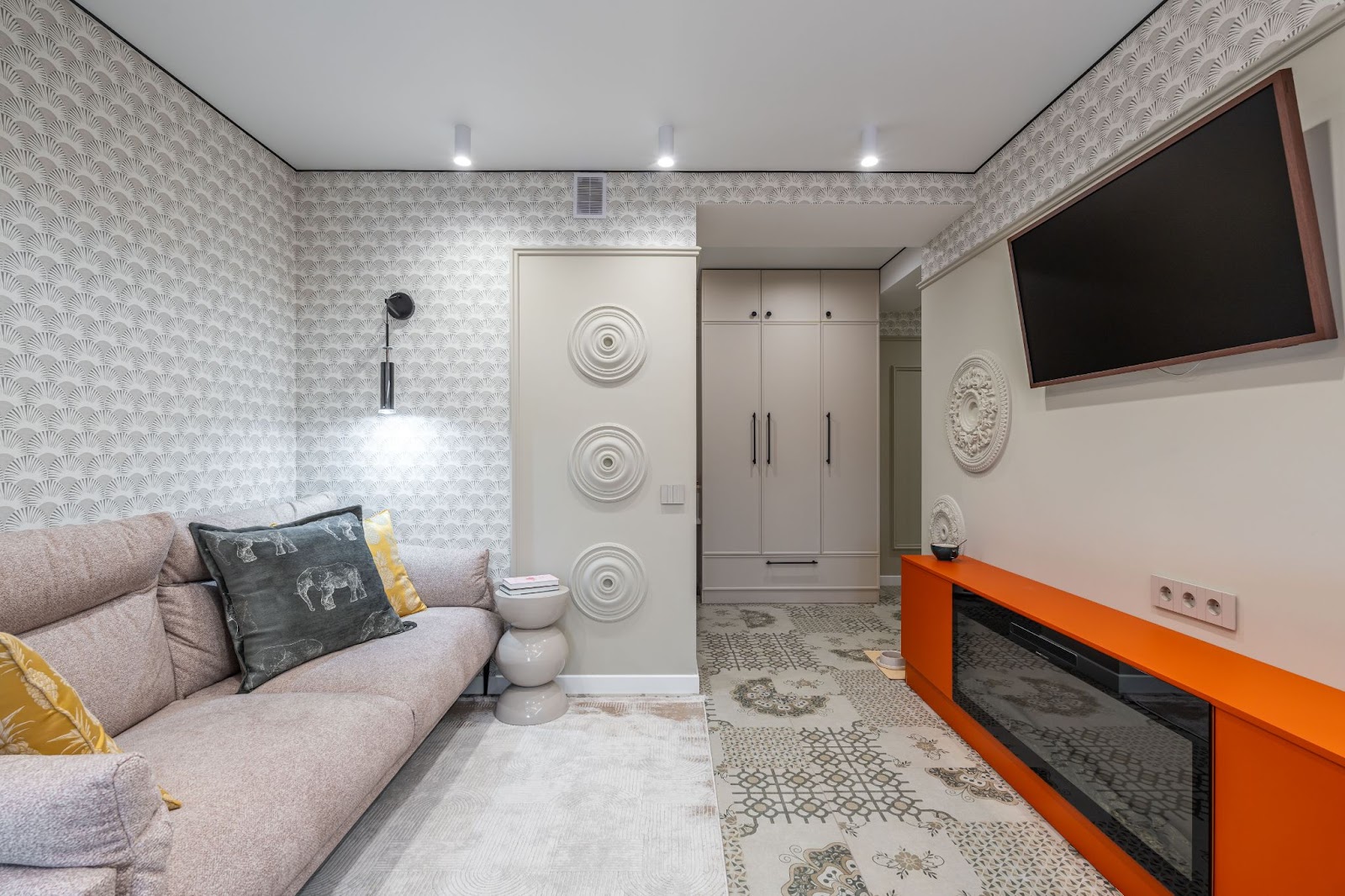 How the Complector Selects, Delivers, and Installs Equipment for an Apartment 8 kak komplektator podbiraet privozit i ustanavlivaet tehniku dlja kvartiry 6304f6b