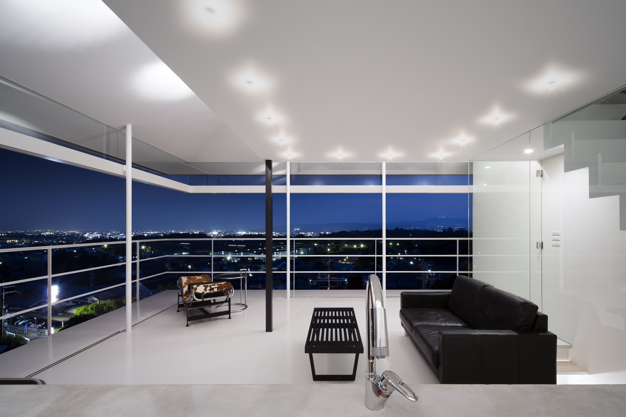 Minimalistic House Nara-zaka In Nara, Japan minimalistic house nara zaka in nara japan 1322317