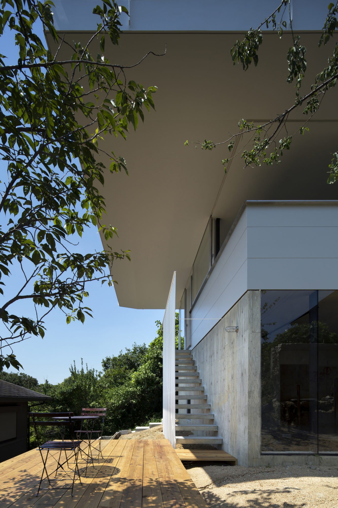 Minimalistic House Nara-zaka In Nara, Japan minimalistic house nara zaka in nara japan 7708b1f