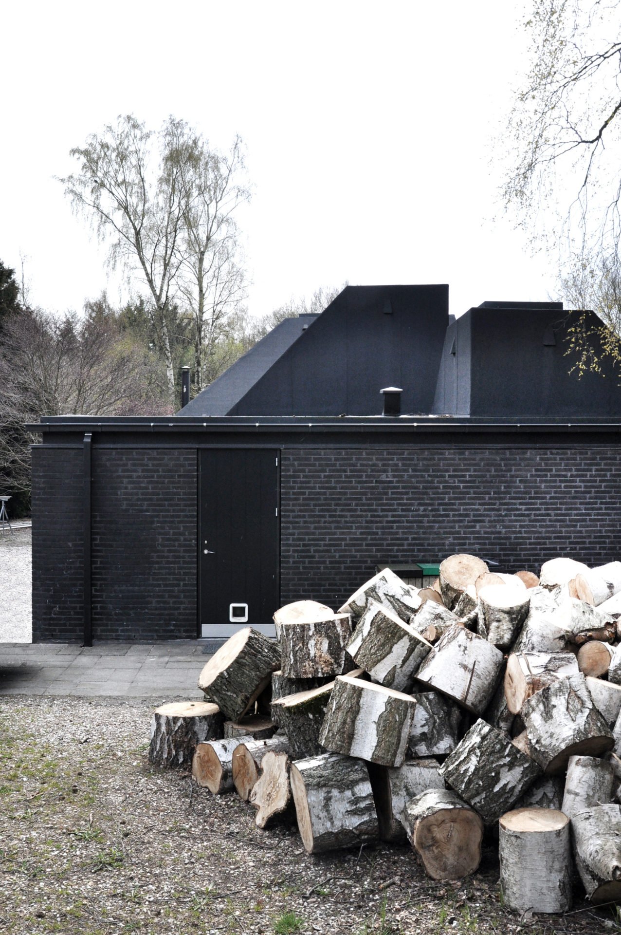 Minimalistic Roof House In Fredensborg, Denmark minimalistic roof house in fredensborg denmark 0c0598e