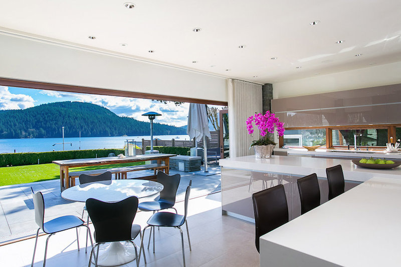 One Of A Kind Lowry House in Canada, U.S.A. one of a kind lowry house in canada usa 989a18c