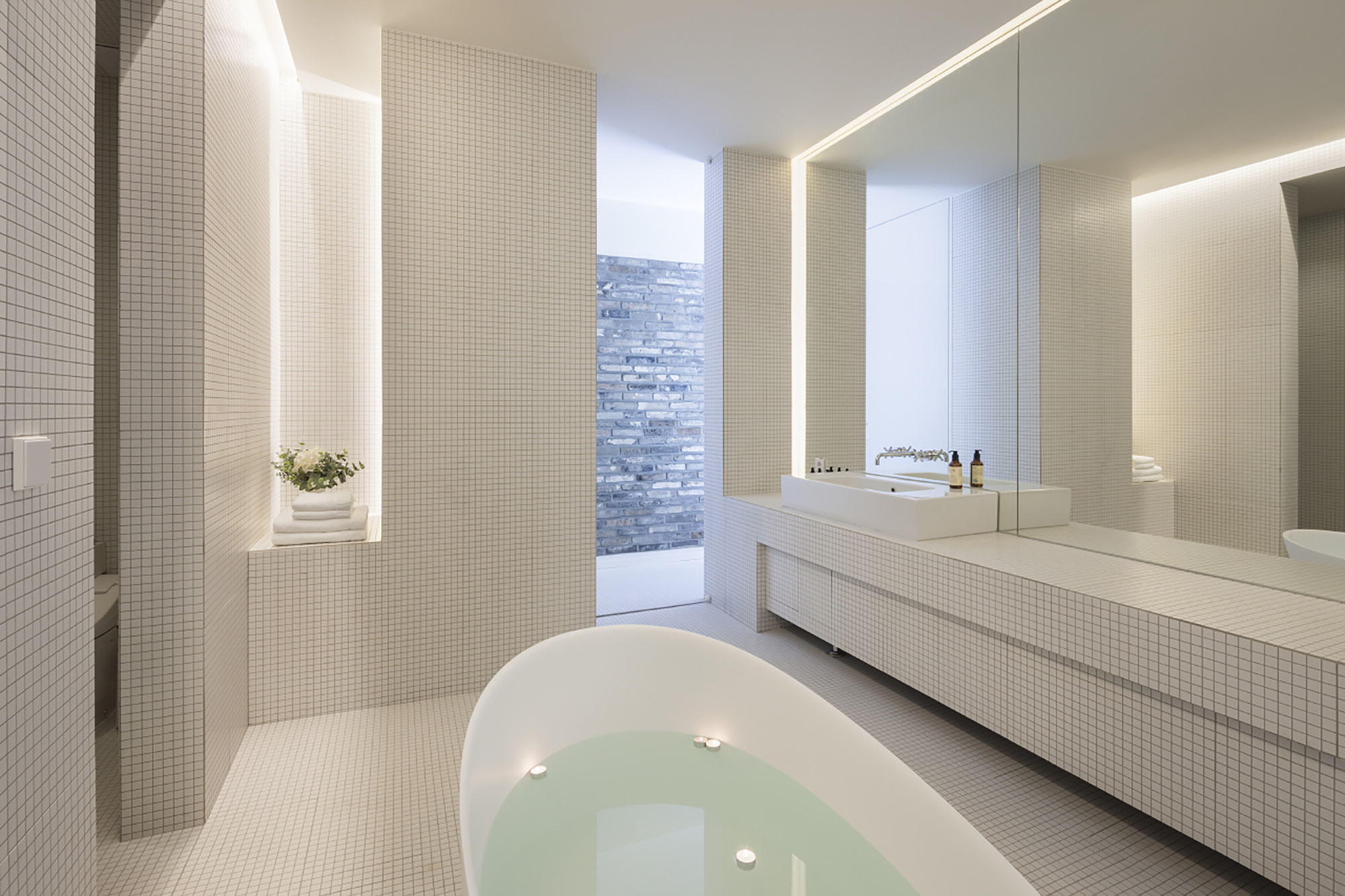 Originally Designed Snow Hotel By Archigroup MA And 1990 Uao originally designed snow hotel by archigroup ma and 1990 uao 46ff0cb