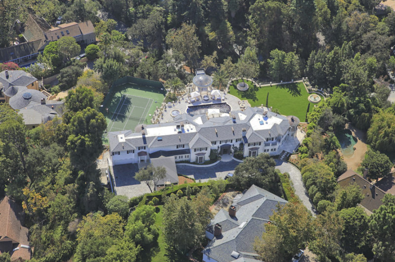 Perfect Liongate Estate Priced at $65,000,000 perfect liongate estate priced at 65000000 a195f32