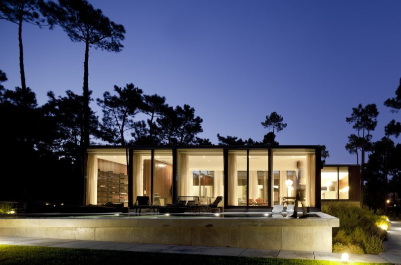 Perfectly Organized Aroeira III House by ColectivArquitectura perfectly organized aroeira iii house by colectivarquitectura 3a4648c