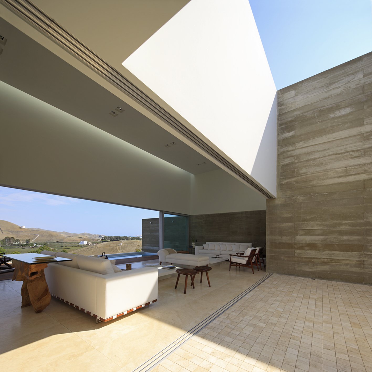Plain Casa La Caleta by by Llosa Cortegana Arquitectos plain casa la caleta by by llosa cortegana arquitectos 7070e36