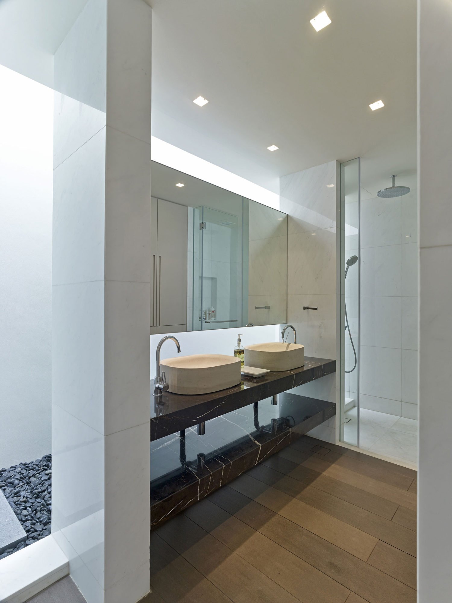 Private Y House by ONG&ONG private y house by ongong edbed41