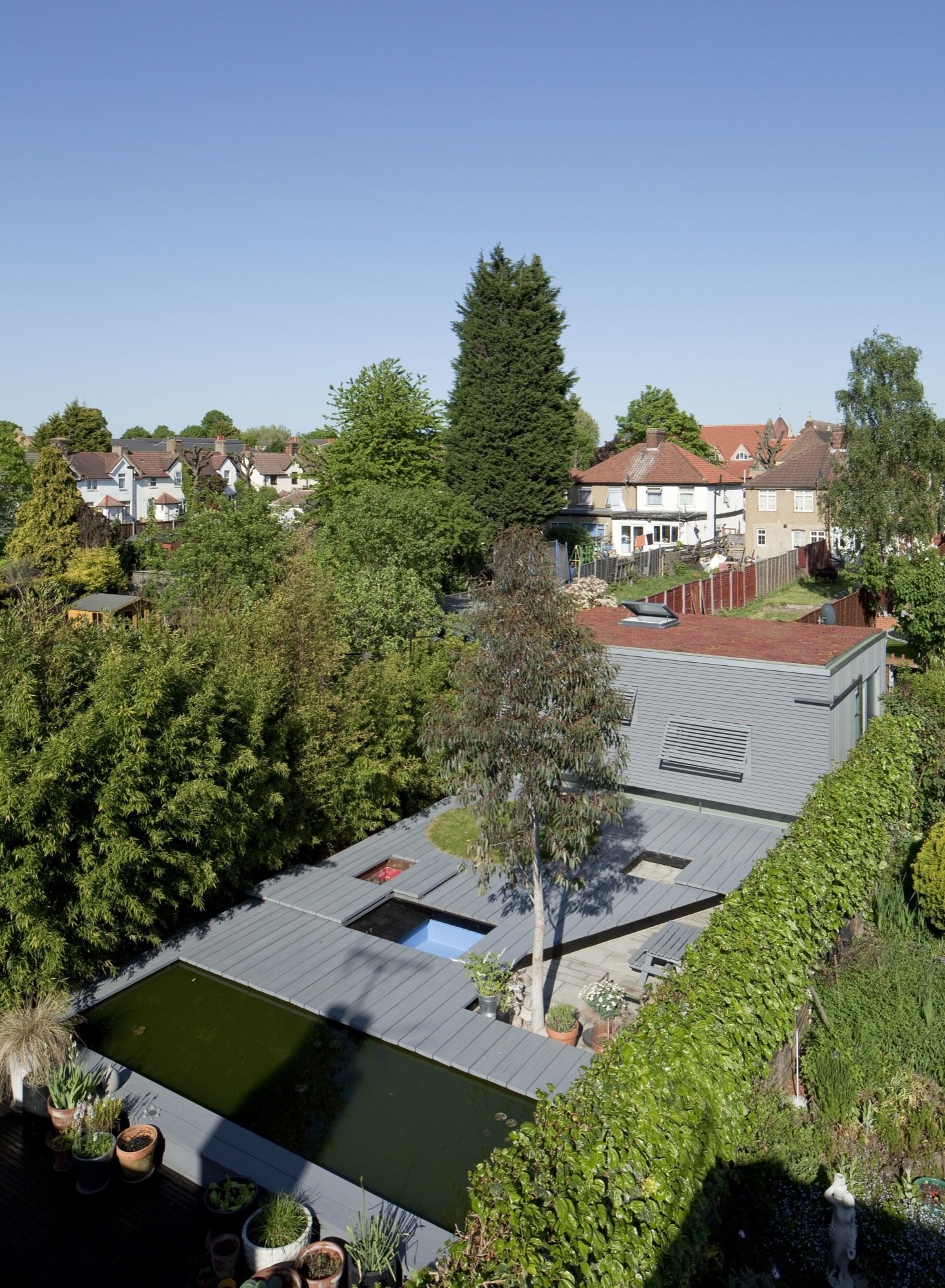 Remarkable Suburban Studio In Greater London, UK remarkable suburban studio in greater london uk cad4fa2