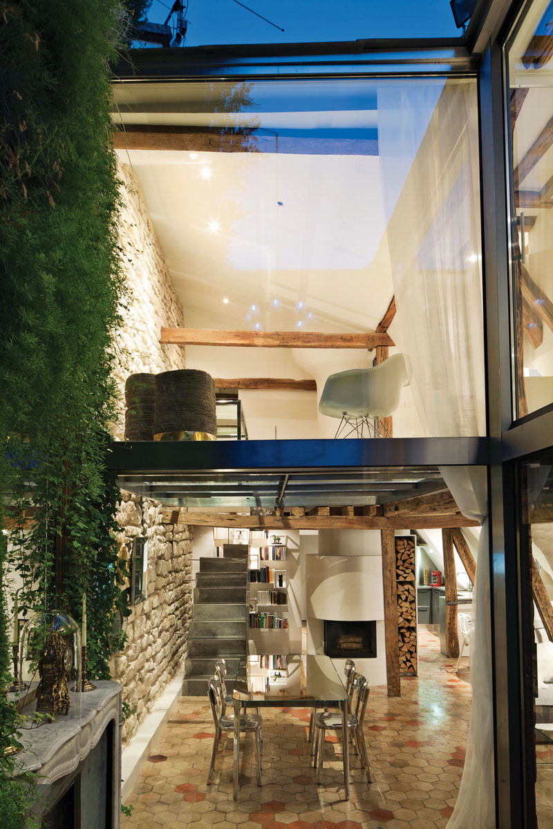 Renovated Apartment Madeleine by Ateliers Michael Herrman renovated apartment madeleine by ateliers michael herrman 28bb724