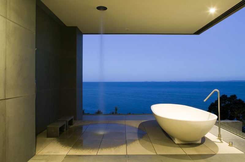 Stunning Cliff House by Fearon Hay Architects stunning cliff house by fearon hay architects 797c1be