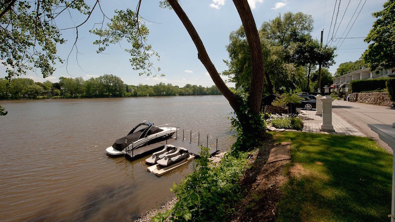 Stunning Residence In Saint-Vincent-de-Paul, Quebec, Canada stunning residence in saint vincent de paul quebec canada 19d9b4c