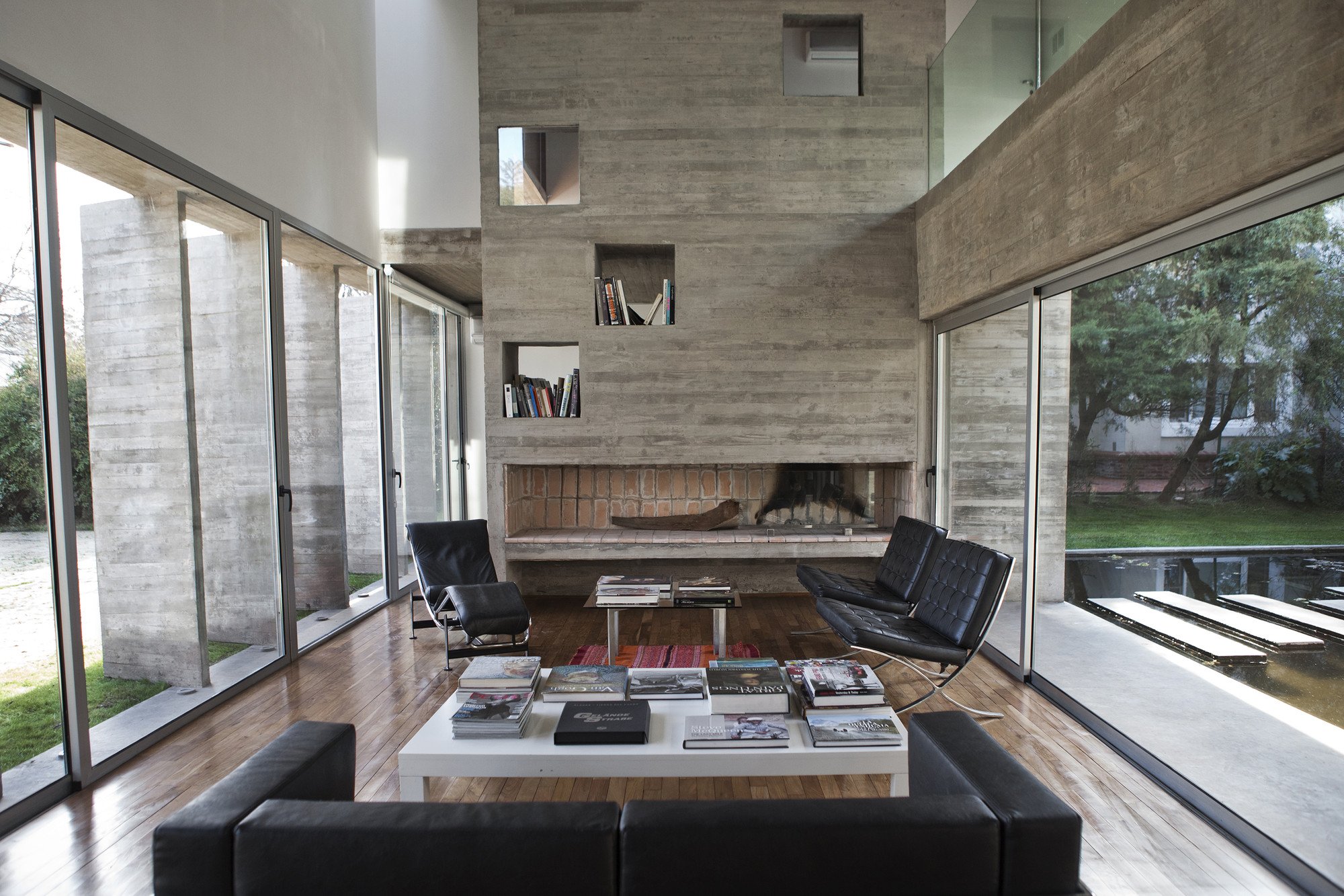 Torcuato House In Argentina By BAK Arquitectos torcuato house in argentina by bak arquitectos 7786738