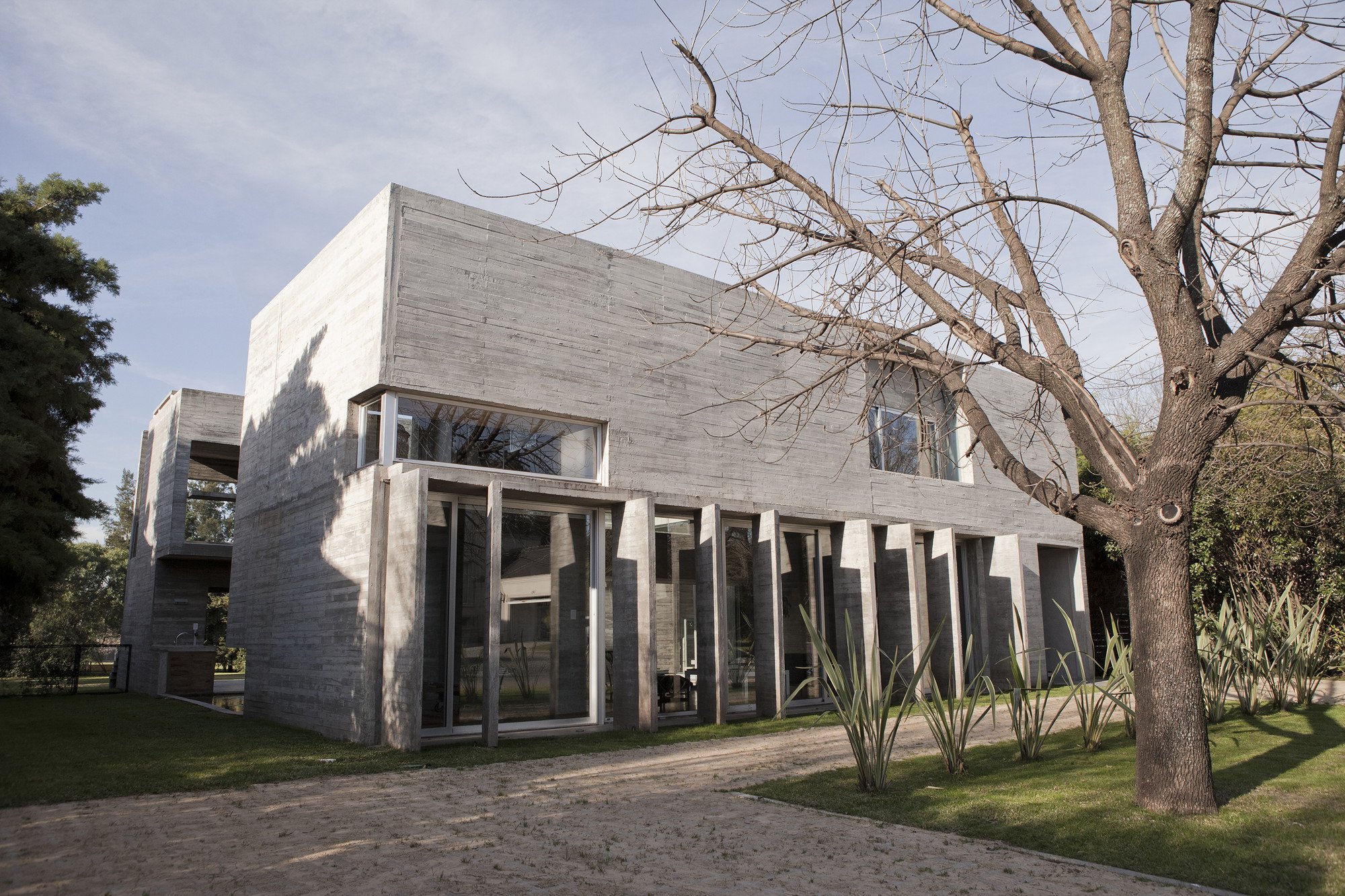 Torcuato House In Argentina By BAK Arquitectos torcuato house in argentina by bak arquitectos b4548cb