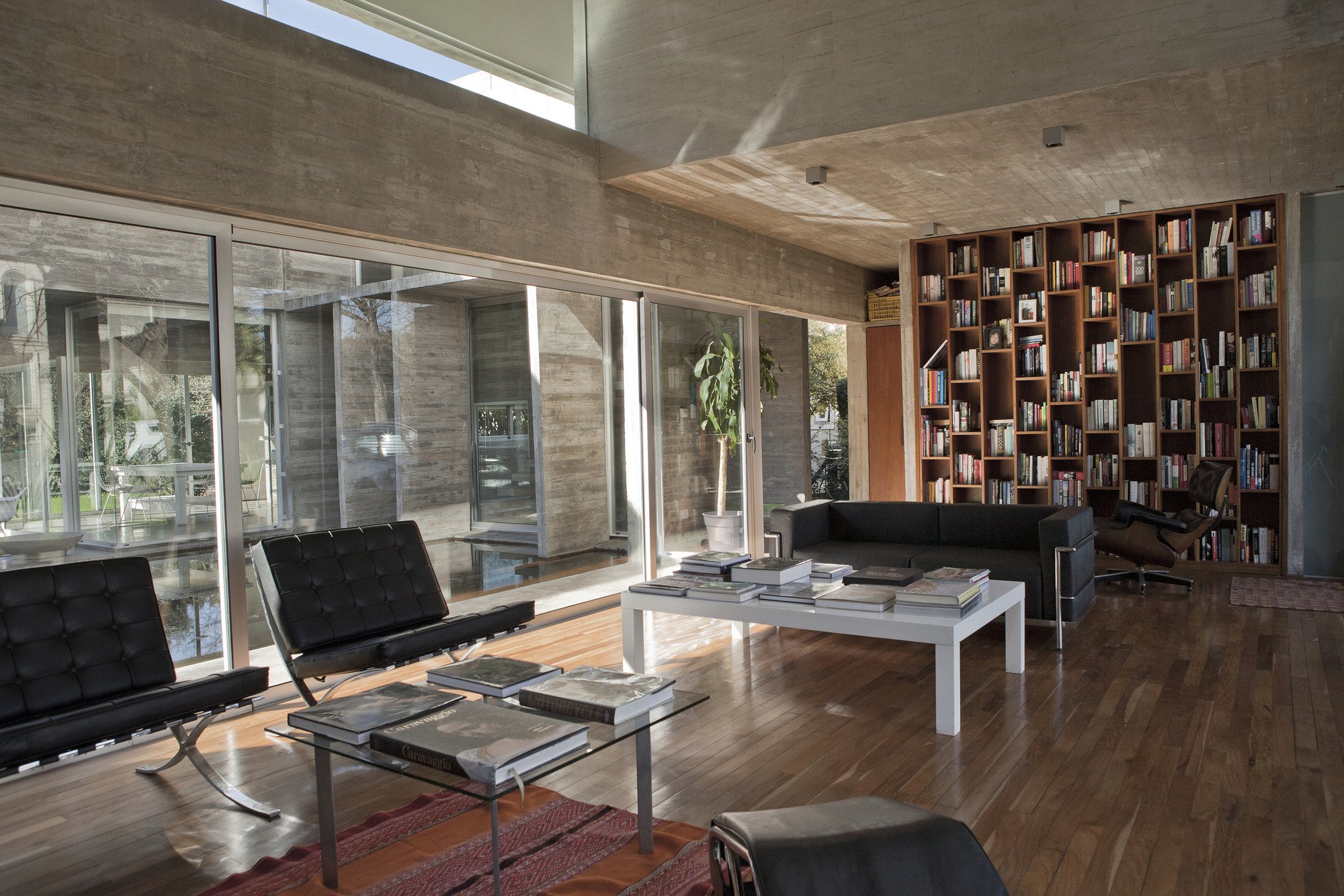 Torcuato House In Argentina By BAK Arquitectos torcuato house in argentina by bak arquitectos e77f39e