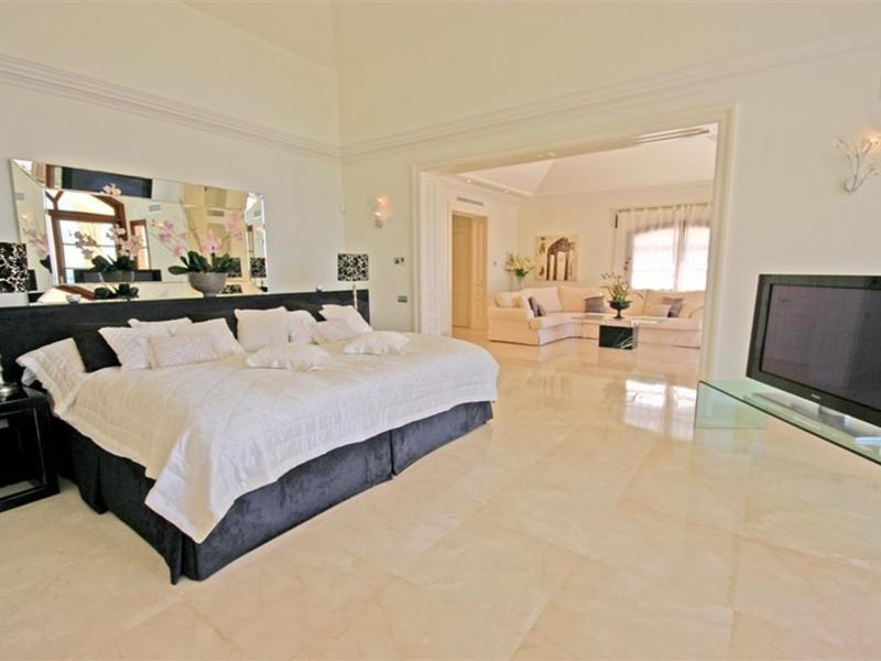 Wonderful Luxury Residence in Golden Mile, Marbella, Spain wonderful luxury residence in golden mile marbella spain 707716c