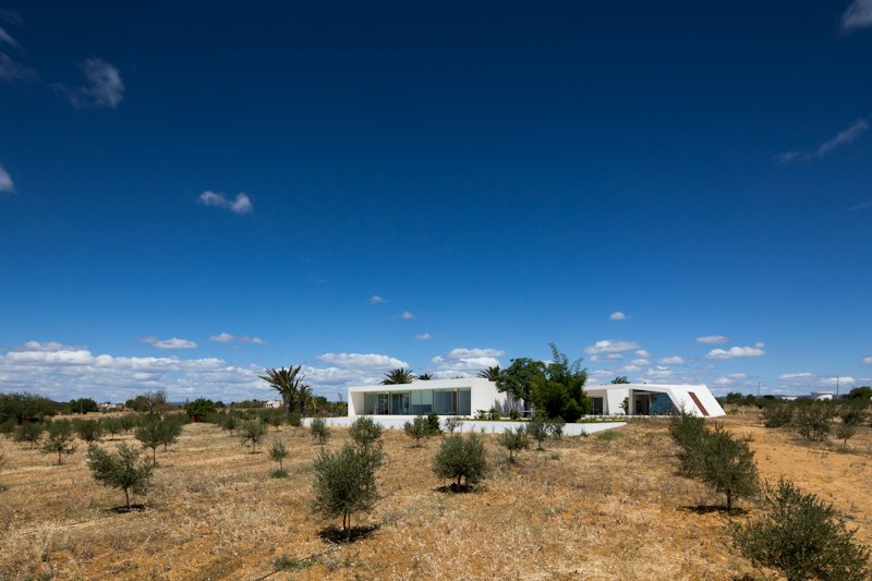Contemporary Home in Tavira, Portugal by Vitor Vilhena contemporary home in tavira portugal by vitor vilhena d178030