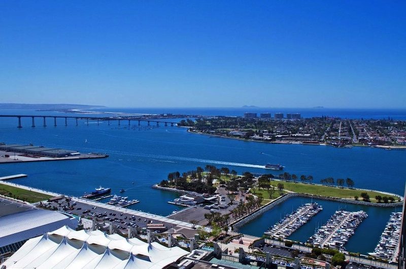 Extravagant 100 Harbor Drive Penthouse in California, USA extravagant 100 harbor drive penthouse in california usa 3dc3bc9