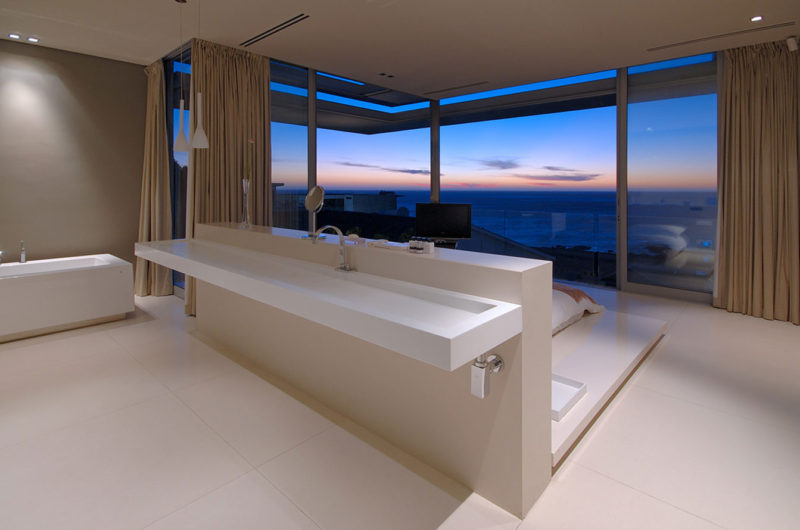 First Crescent Amazing Vacation House in South Africa first crescent amazing vacation house in south africa 4c52d1f