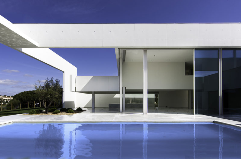 House in Quinta do Lago By Topos Atelier de Arquitectura house in quinta do lago by topos atelier de arquitectura 9565a93