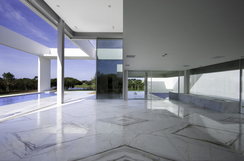 House in Quinta do Lago By Topos Atelier de Arquitectura house in quinta do lago by topos atelier de arquitectura ad22bc3