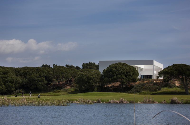 House in Quinta do Lago By Topos Atelier de Arquitectura house in quinta do lago by topos atelier de arquitectura f1f1e3f