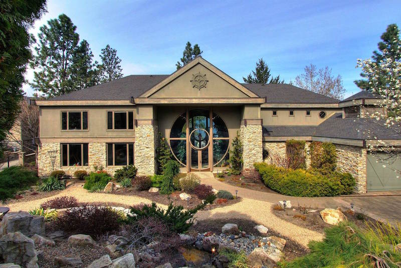 Jasmine's Cove Home In Lake Country, British Columbia jasmines cove home in lake country british columbia 4ba75ec