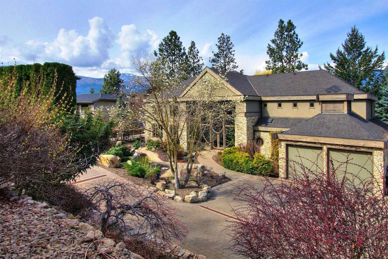 Jasmine's Cove Home In Lake Country, British Columbia jasmines cove home in lake country british columbia a0f2ac5