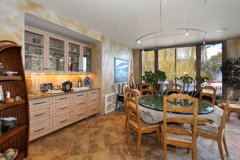 Jasmine's Cove Home In Lake Country, British Columbia jasmines cove home in lake country british columbia f0bc78d