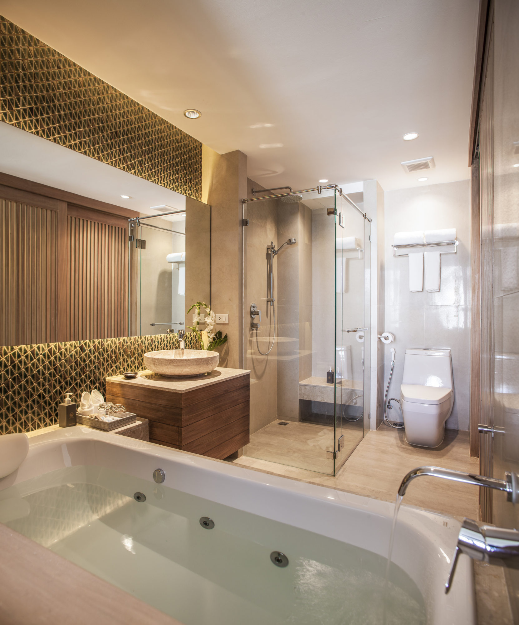 Profitable KC Grande Resort & Spa-Hillside by Foundry of Space profitable kc grande resort spa hillside by foundry of space f69e936