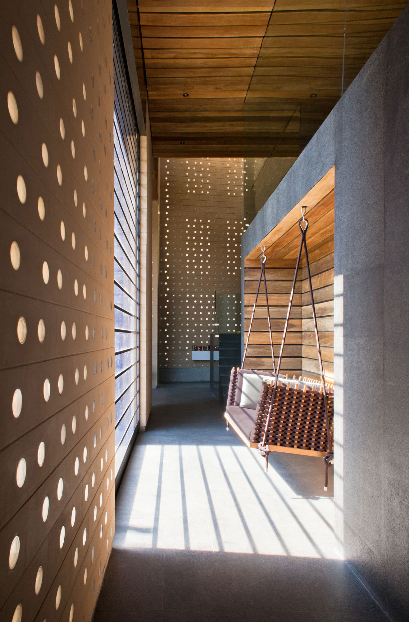 Sustainable Casa Tierra by Serrano Monjaraz Arquitectos sustainable casa tierra by serrano monjaraz arquitectos b8bc195