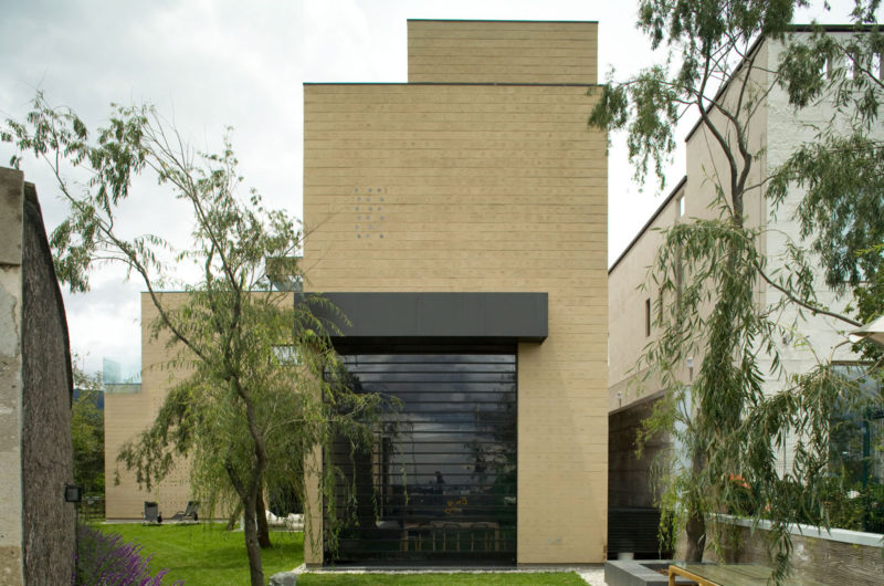 Sustainable Casa Tierra by Serrano Monjaraz Arquitectos sustainable casa tierra by serrano monjaraz arquitectos d87a5e4