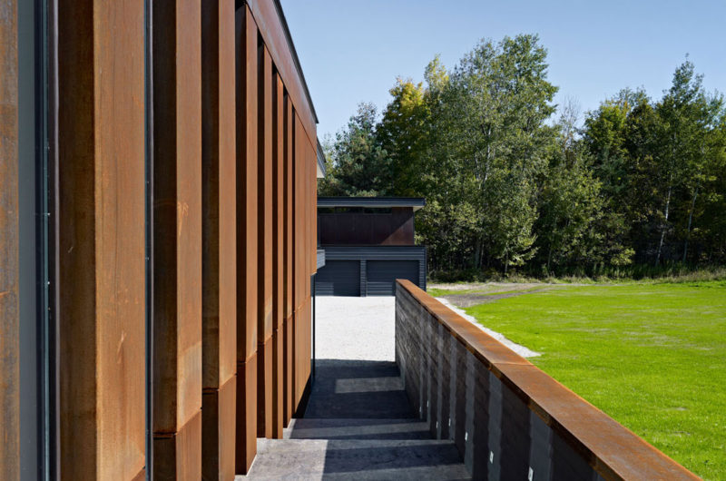 Sustainable Clearview Residence by Altius Architecture sustainable clearview residence by altius architecture f81d55b