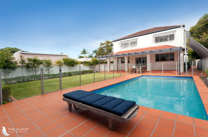 Why Should You Use Glass Railing Systems for Swimming Pools? why should you use glass railing systems for swimming pools d41a320
