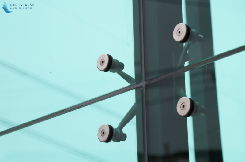 Why Should You Use Glass Railing Systems for Swimming Pools? why should you use glass railing systems for swimming pools f510e72