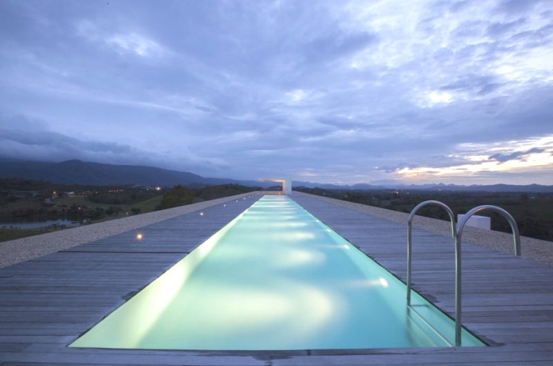 150M Weekend House: The World's Longest Residence 150m weekend house the worlds longest residence 66c1b93