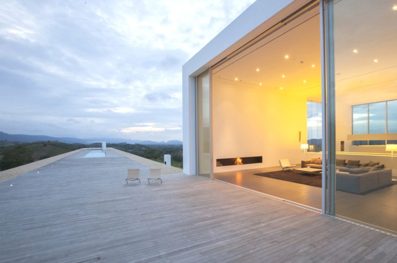 150M Weekend House: The World's Longest Residence 150m weekend house the worlds longest residence ff46d38