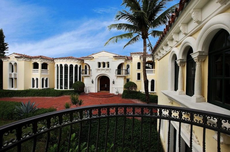 Amazing Chateau de la Lune in Florida, United States amazing chateau de la lune in florida united states 3dccc3b