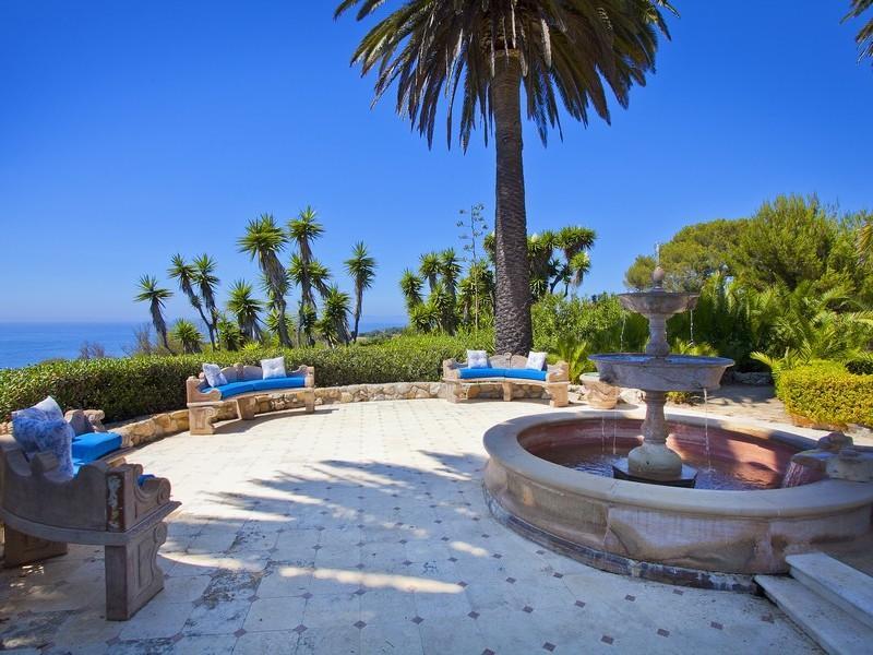 Breathtaking Villa LaBarba Priced at $12,000,000 breathtaking villa labarba priced at 12000000 7b27d8f