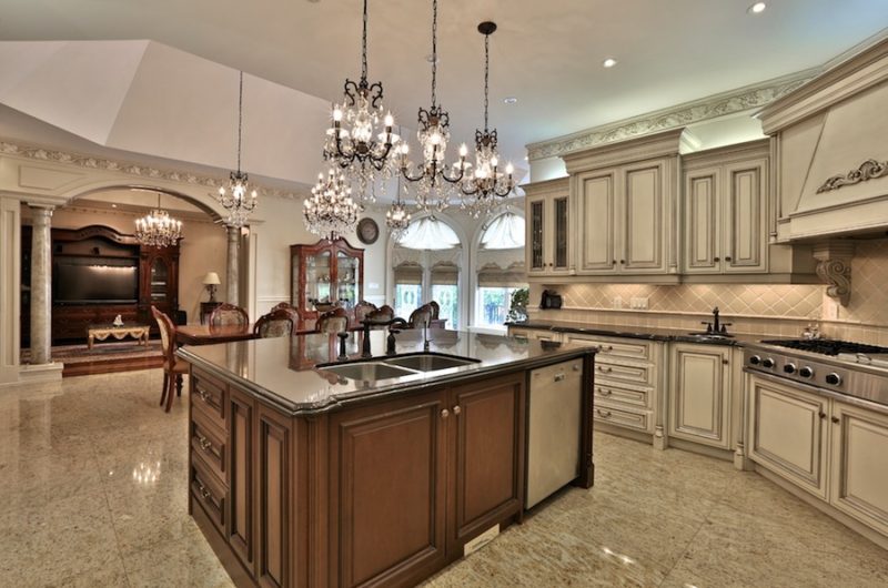 Brilliant Custome House in Ontario, Canada brilliant custome house in ontario canada 992a983