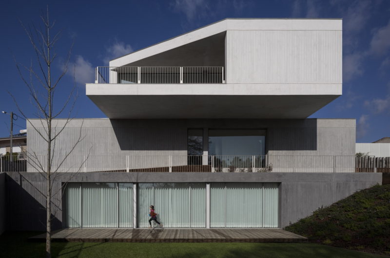Concrete House in Travanca by Nelson Resende concrete house in travanca by nelson resende 1419bc6