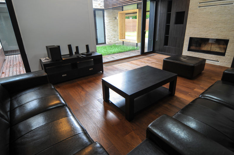 Contemporary A.B. House by Andreescu and Gaivoronschi contemporary ab house by andreescu and gaivoronschi 0770bb7